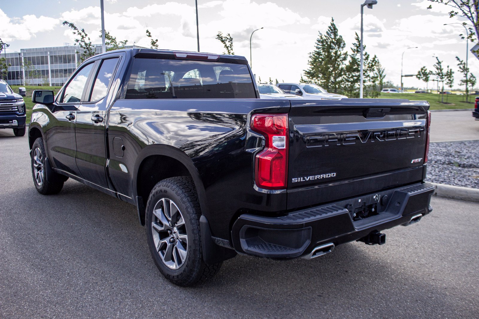 New 2019 Chevrolet Silverado 1500 RST 4WD Extended Cab Pickup